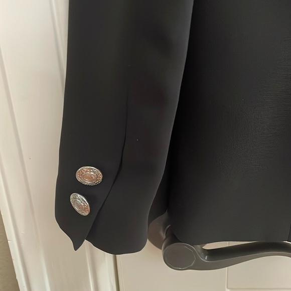 KASPER black blazer with silver buttons.  4P - Picture 8 of 8